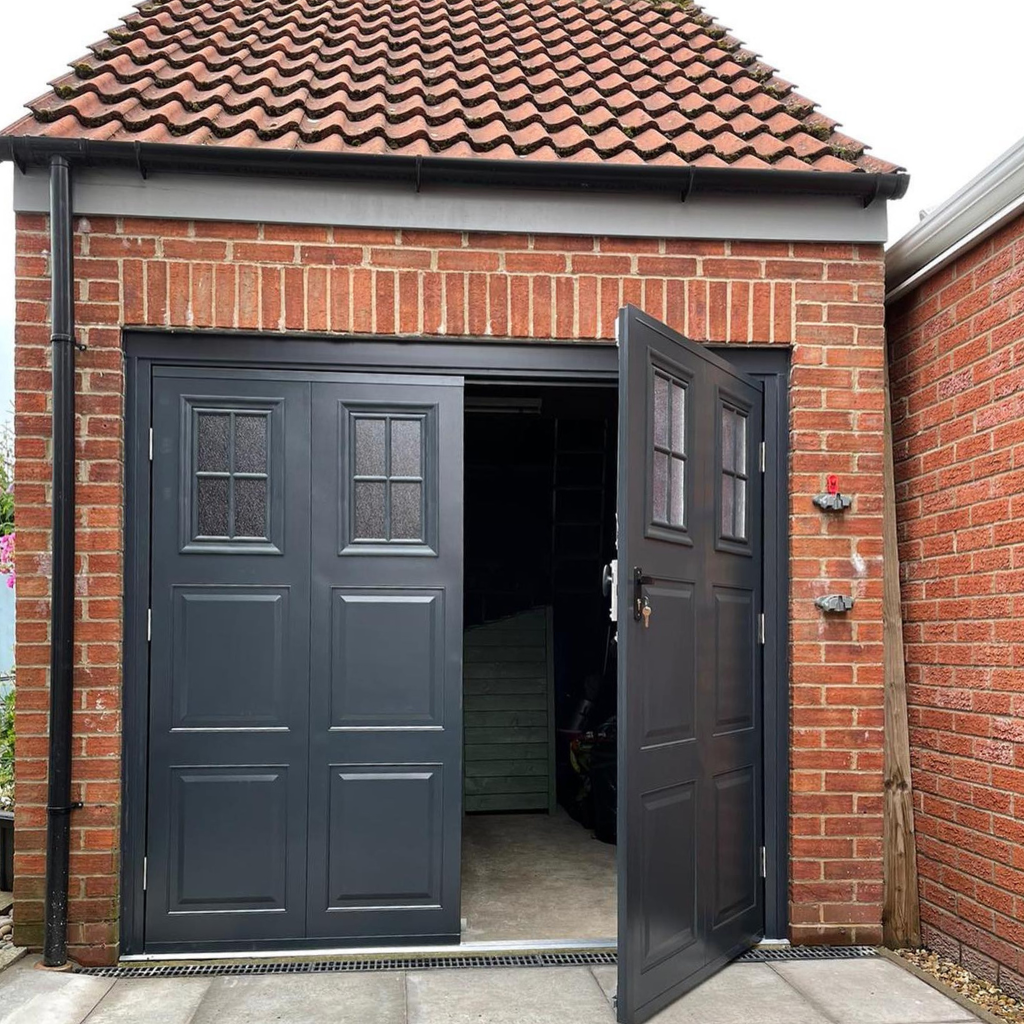 traditional side-hinged garage doors north yorkshire (1)