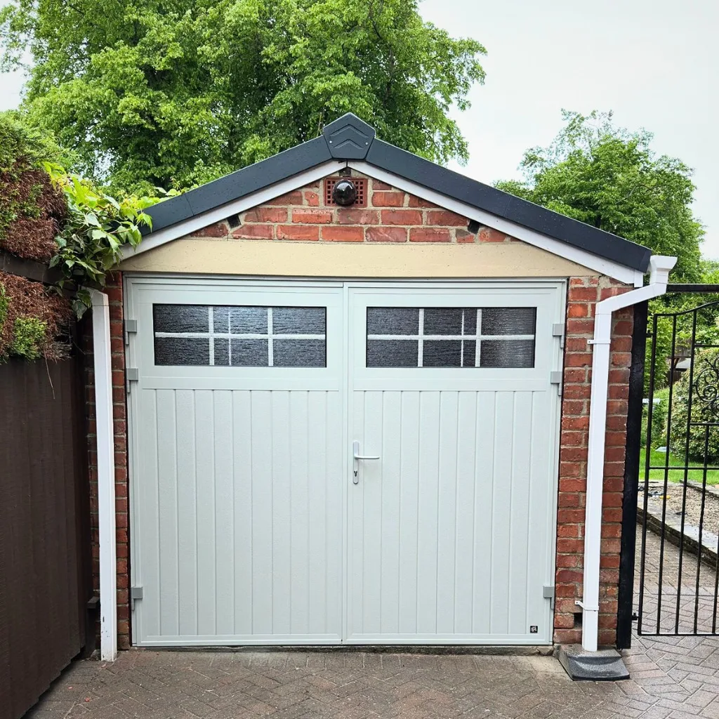 Ryterna Side Hinged Garage Door