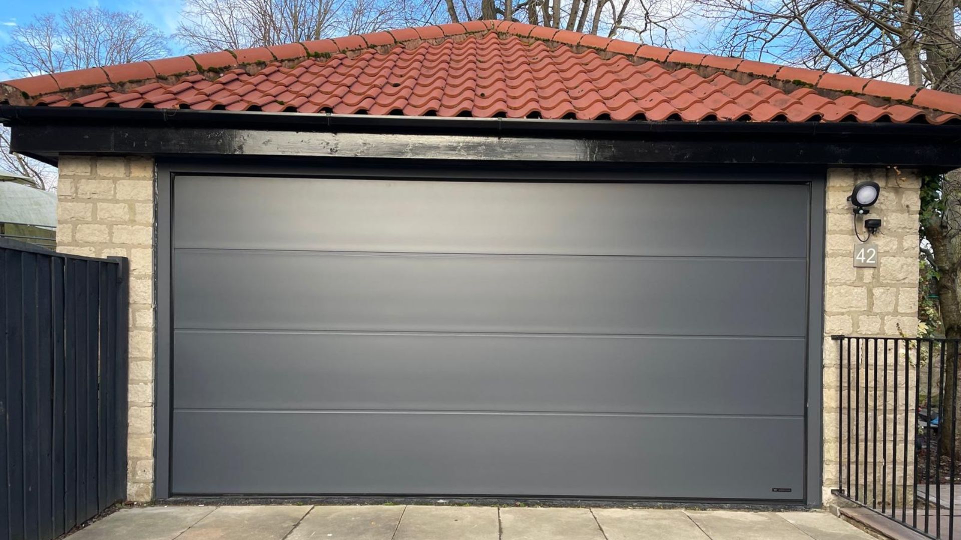 garage doors installed in conservation areas north yorkshire (1)