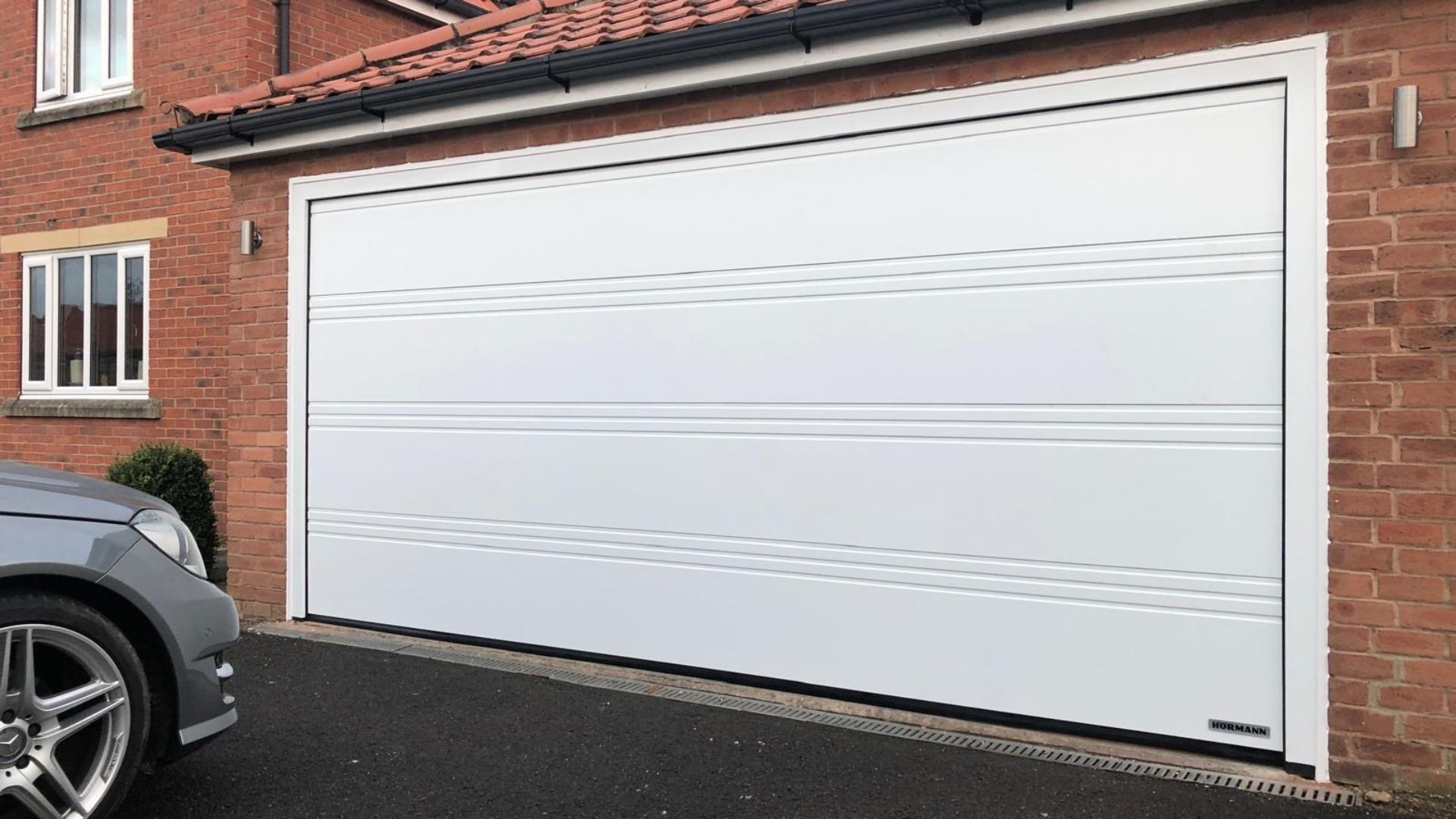 garage doors installed in conservation areas north yorkshire (4)