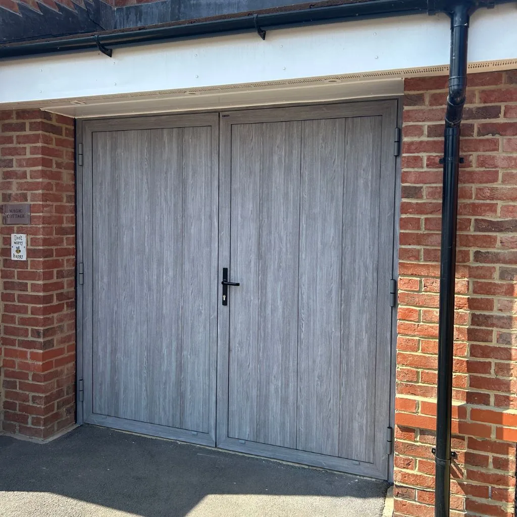 wisniowski garage doors north yorkshire