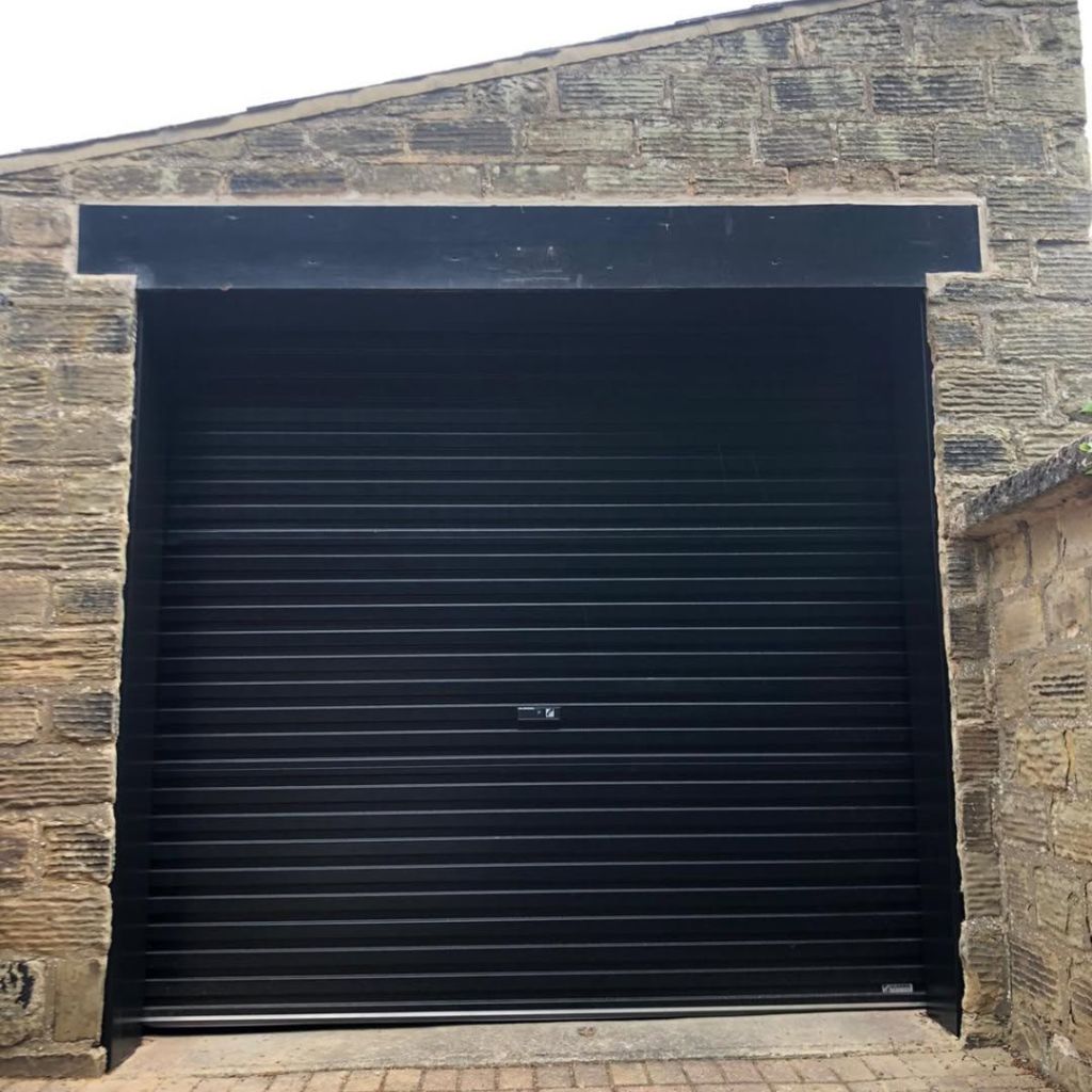 manual single skin roller door in malton